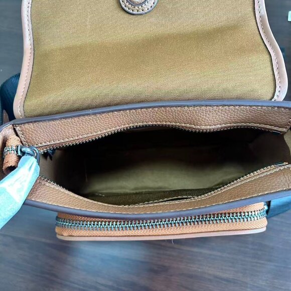 Coach men's Sullivan crossbody bag.Size: 22*20*6cm - Picture 8 of 9
